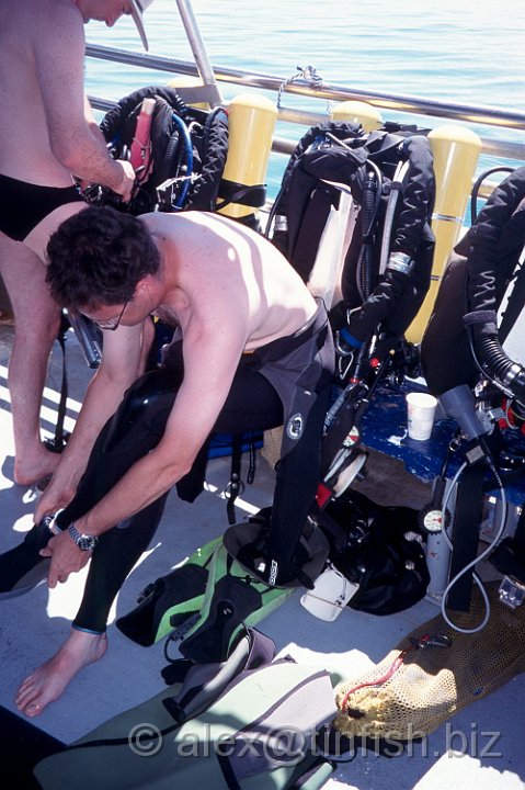 Kitting Up 2.jpg - Sweaty wetsuits - nice..!